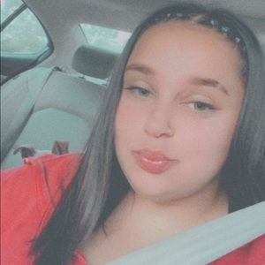 Meet your Posher, Amanda rose